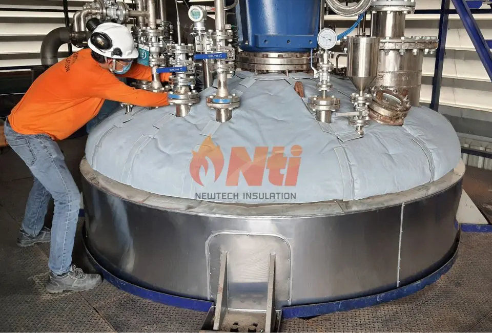 ฉนวนถังปฏิกร Industrial Reactor Tank insulation ฉนวนกันความร้อน ZAVE นิวเทค อินซูเลชั่น cover